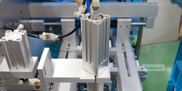High-Speed Automatic Horizontal Suction Nozzle Premade Pouch Liquid Packing Machine